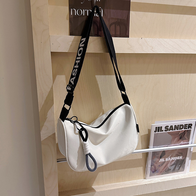 Free Delivery Designer Bag Color Blocking Large Capacity Fashionable Casual 2025 Spring New Versatile Ins Shoulder Crossbody Pillow Korean Version Lux