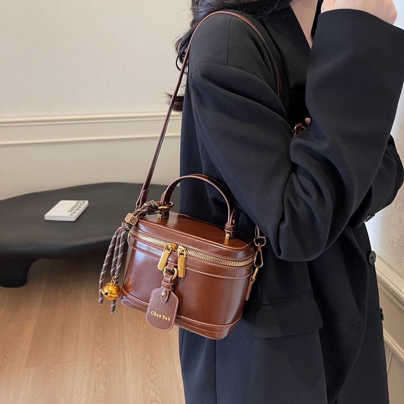 Advanced Handheld Box Small Square for Women 2025 New Korean Edition Trendy Fashion Commuter Single Shoulder Crossbody Bag