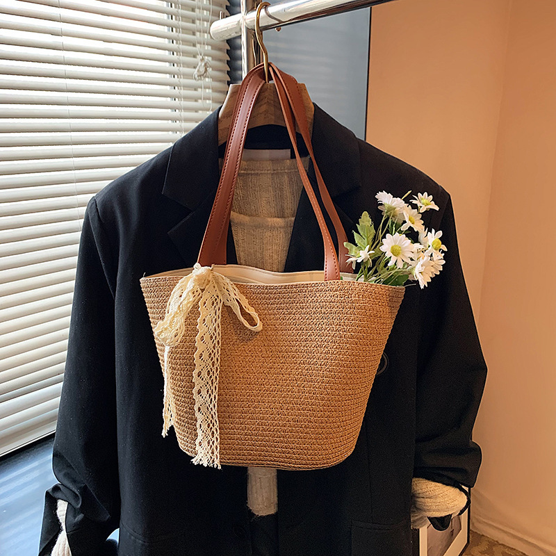 Free Delivery Designer Bag Bohemian Small Broken Edge Striped Tote Shoulder Fashionable Hand Held Straw Woven Beach For Women Luxury Bag