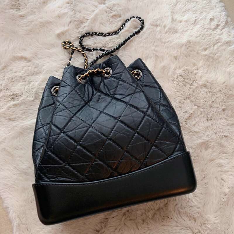 Xiaoxiangfeng Lingge Chain Bucket Bag for Women New Trendy Internet Celebrity Stray Genuine Leather s Single Shoulder Backpack