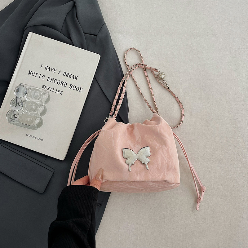 Free Delivery Designer Bag 2025 Spring Drawstring Butterfly Fashion Women's Trendy Cross Shoulder Water Bucket Bag Xiaoxiangfeng Luxury Bag