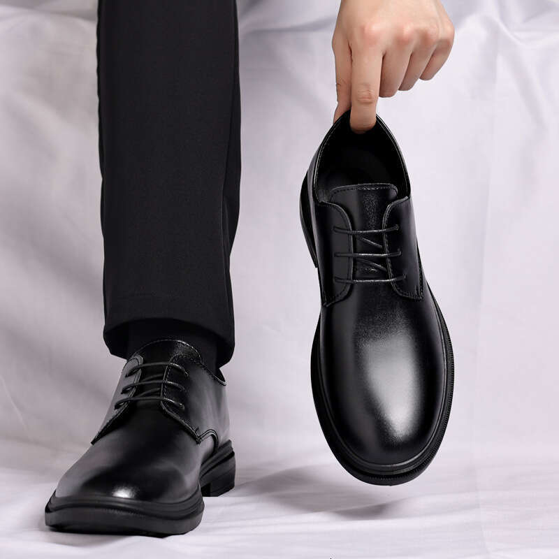 2025 New Classic Business and Leisure British Tassel Leather Men's Wedding Invisible Height Increasing Shoes