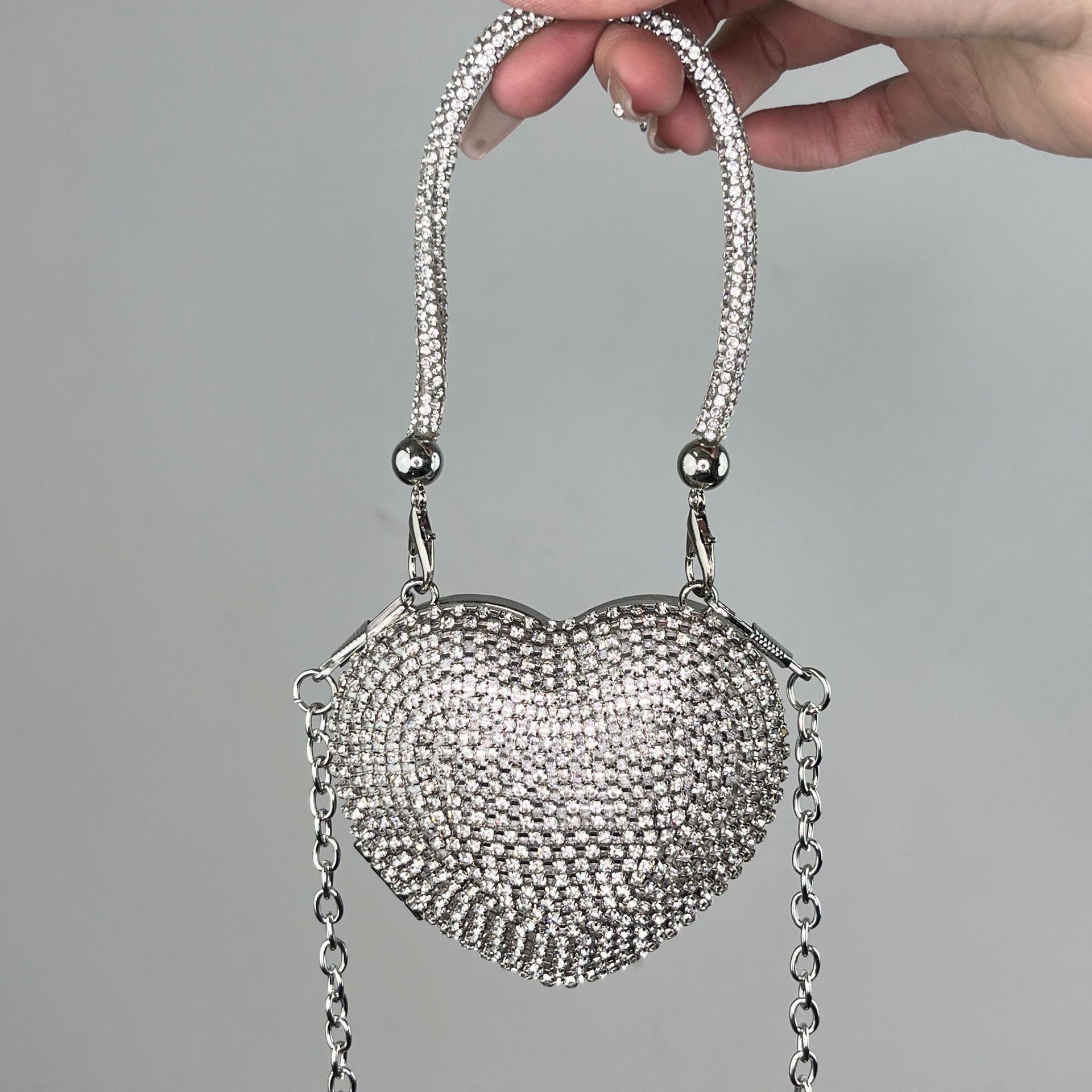 New Fashionable Mini Banquet Shoulder Cross Shoulder Women's Bag Popular Personalized Lipstick Love Bag Advanced Texture Diamond Inlaid Designer 