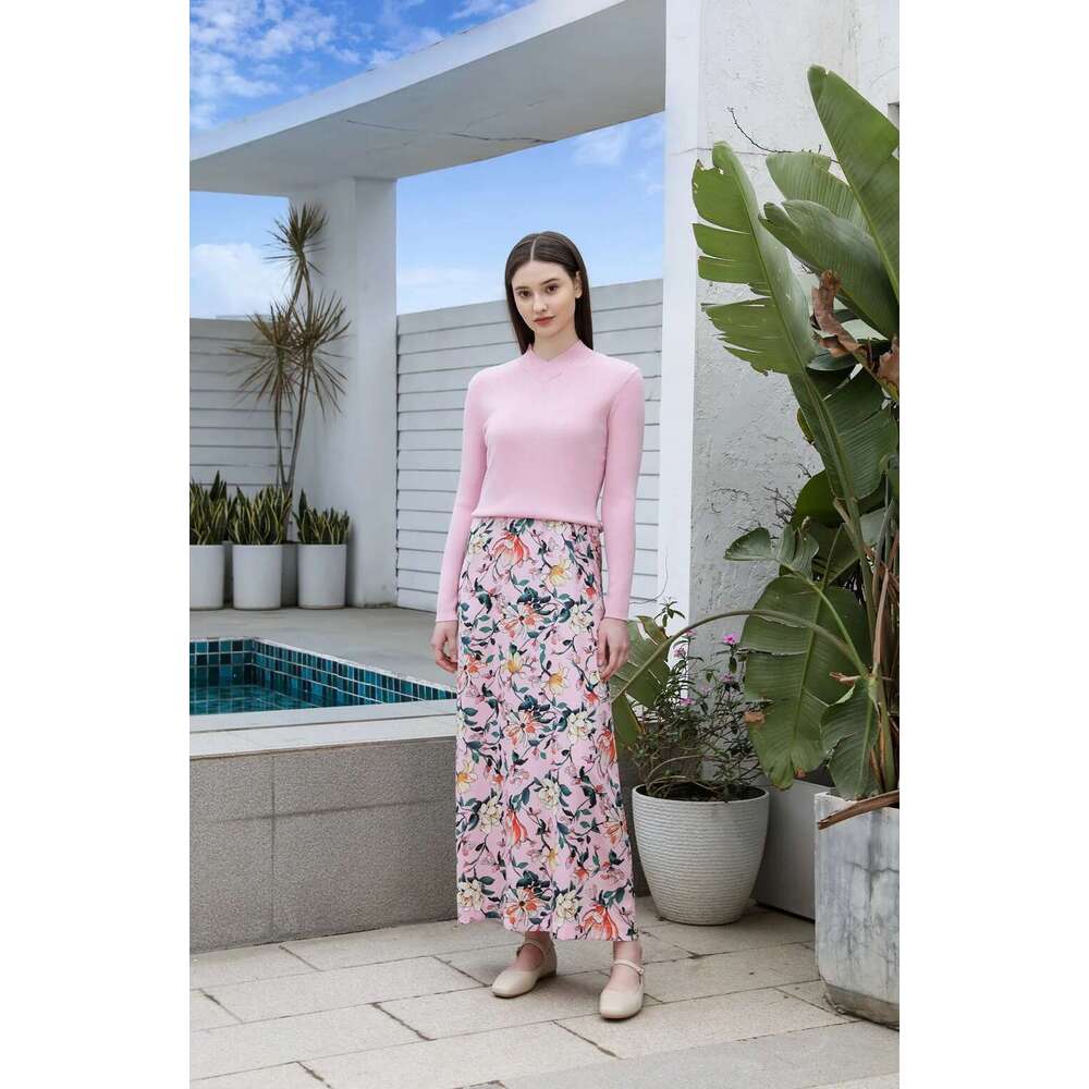 AP 2025Ss Women Floral Satin Slip Dress Light Pink Knitting V-Neck Sweater Elegant Lady Skirt Designer