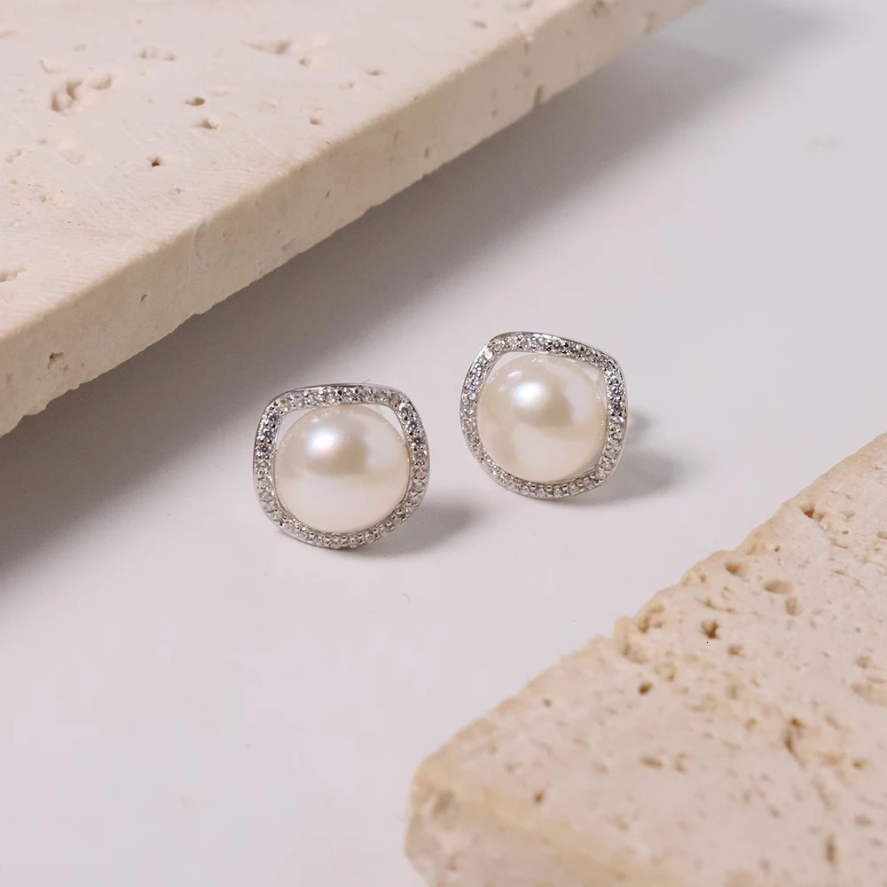 Natural Pearl Round 925 Silver Inlaid Zircon Edging Earrings for Women Korean Classic Vintage Fashion Jewelry Earrings GE1543 250517