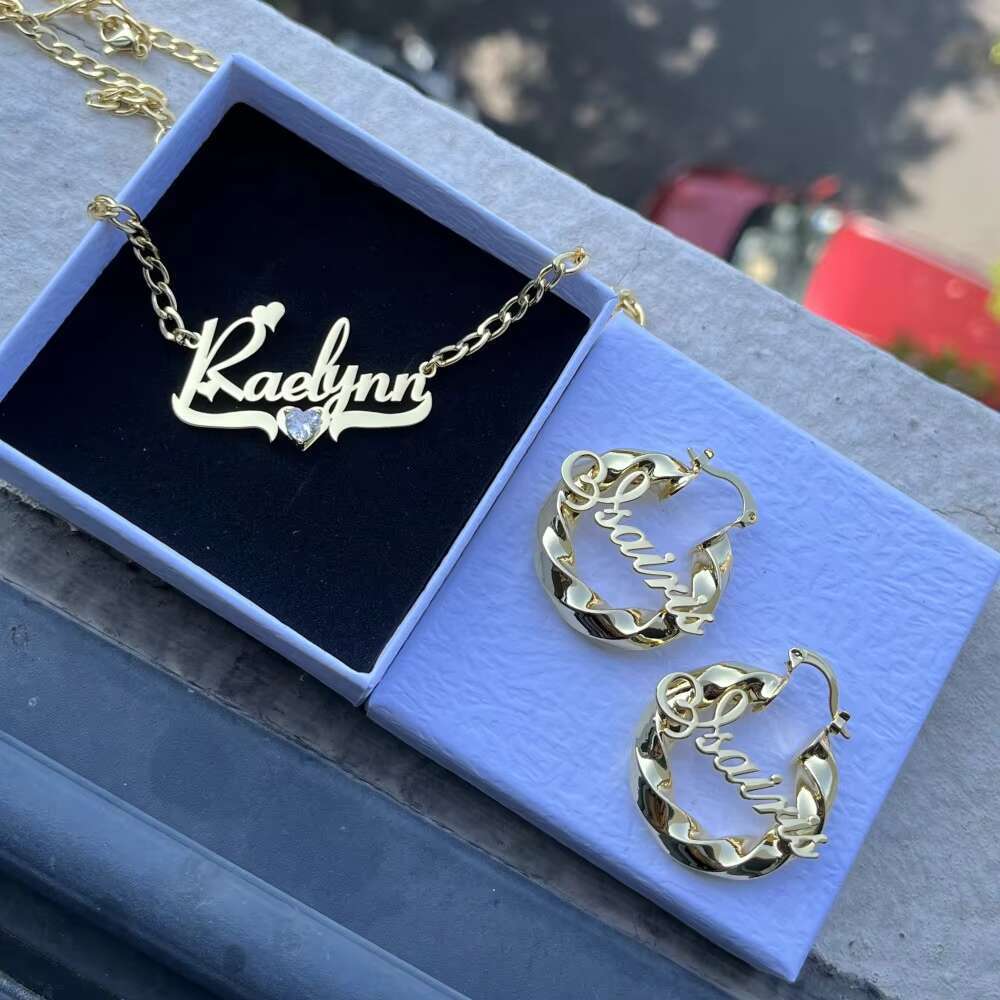 Autumn Cold Personalized Nameplate Heart shaped Zircon Necklace Letter Circle Earring Name Jewelry Set