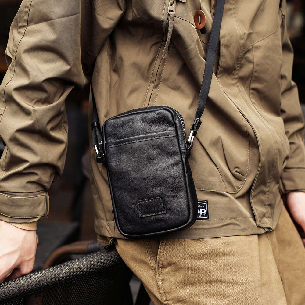 Women's Bags Designer Leather Men's Mini Leather Portable Phone Summer Casual Small Backpack, Single Shoulder Crossbody Bag, Trendy