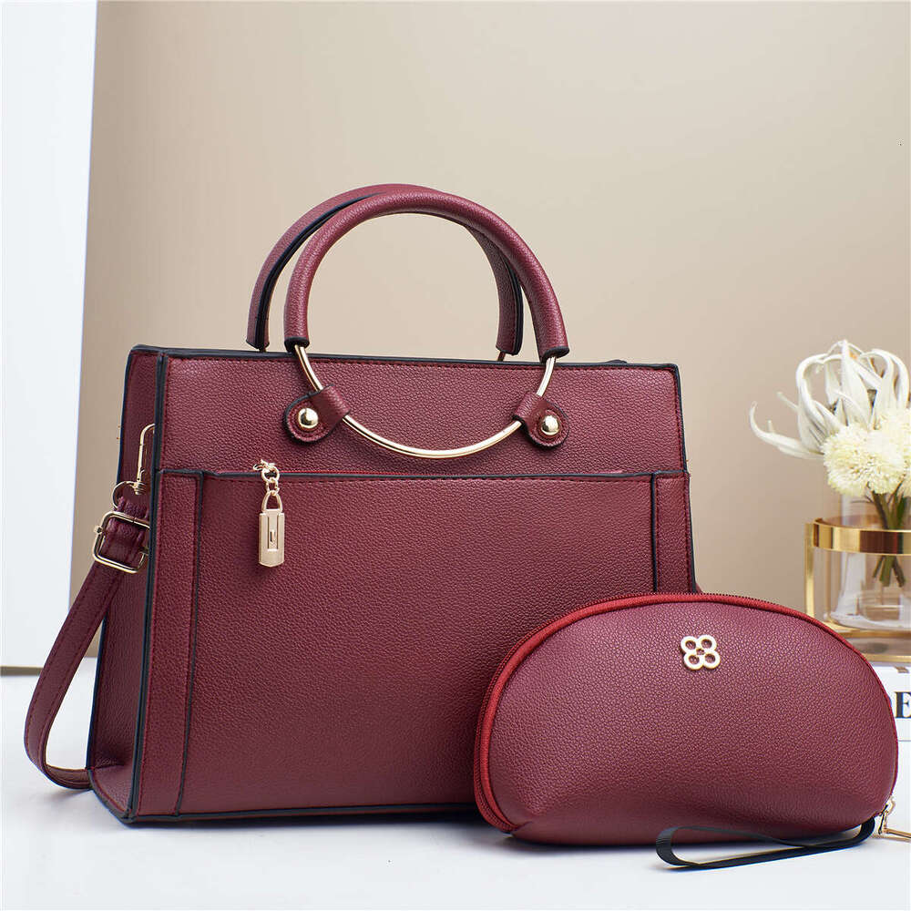 Taizhou women s texture mother handbag large capacity shoulder crossbody bag solid color bags