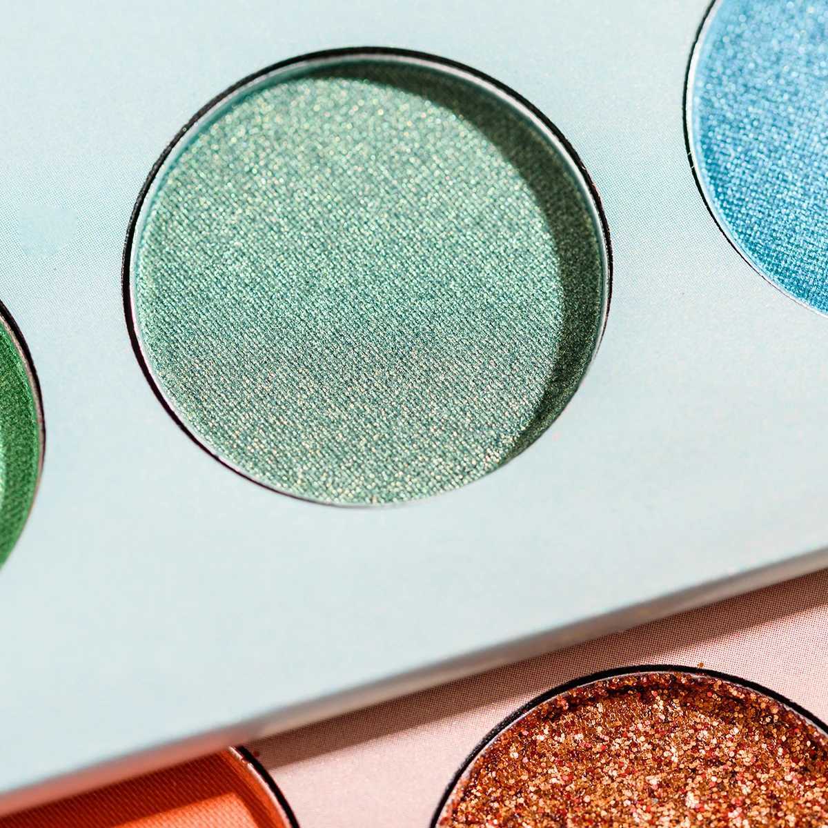 BEAUTY GLAZED COLOR BOARD 60 Colors 4 IN 1 Turning Page Eyeshadow PaletteShimmer Matte Glitters Makeup Cosmetics TrayXJ250520