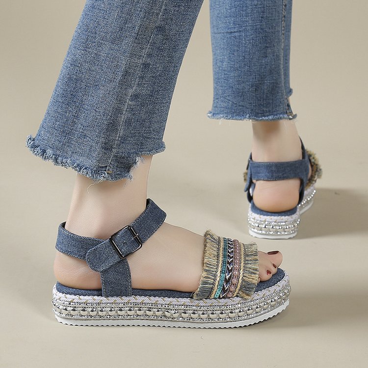 Free shipping. Designer ladies' 2025 summer new Bohemian-style sandals with thick soles, anti-slip and fashionable denim sandals