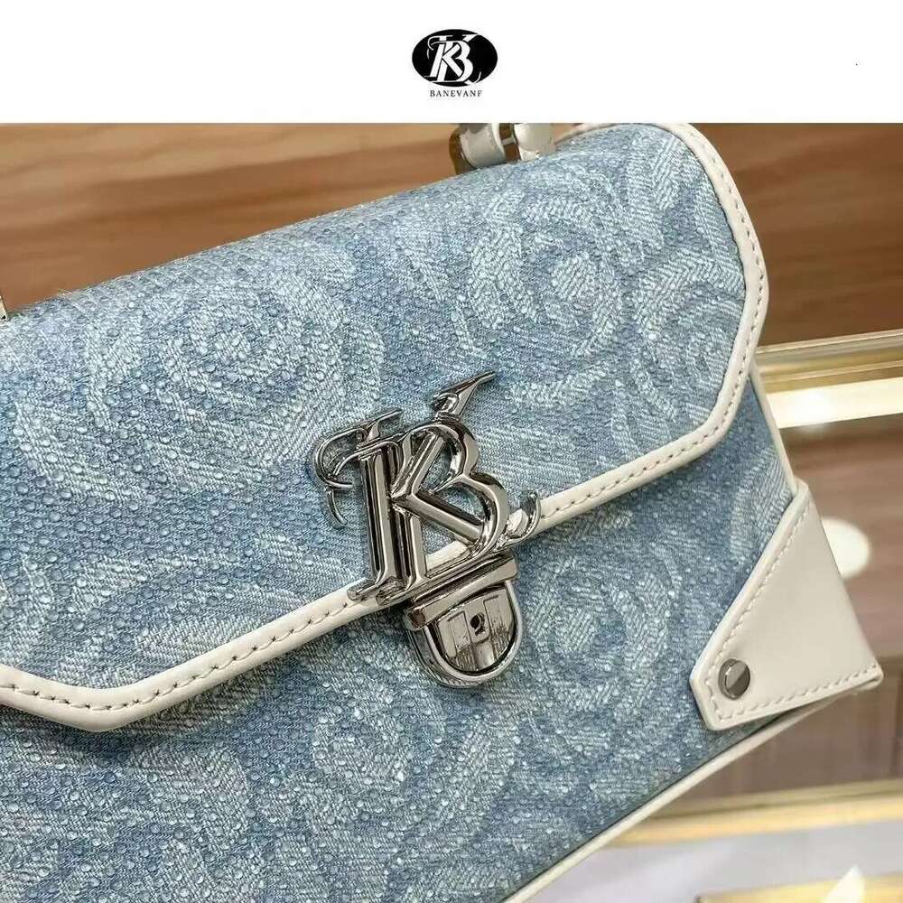 Box Fashion Appliques Handbag Single Shoulder Crossbody Buckle Strap Small Square High Quality Commuter Bag