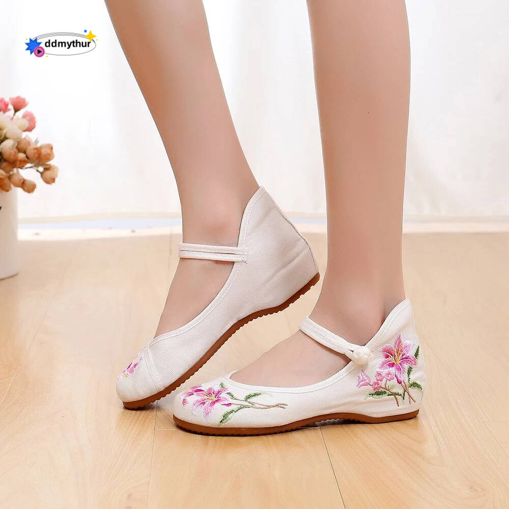 Handmade Womens Vintage Embroidered Canvas Ballet Flats Ladies Comfortable Chinese Ballerinas Vegan Embroidery Shoes ddmythur ddmythur