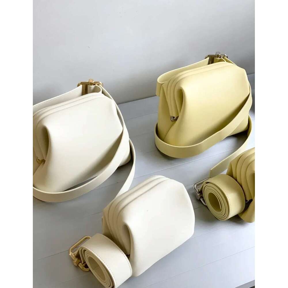 2024 New Genuine Leather Mini Crossbody Clip Bag