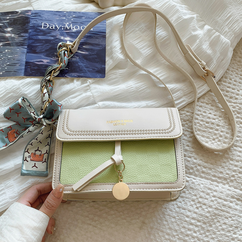 Free Delivery Designer Bag Popular Western Cream Square Fashion Small Crowd Design Scarf Shoulder Fresh And Sweet Oblique Straddle Bag For Women Luxur