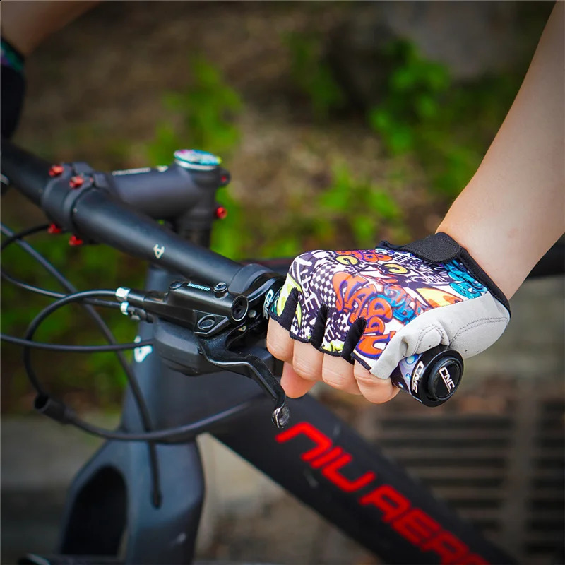 CHOOEE Cycling Sports Gloves Half Finger Shock Absorbing Breathable Summer Racing Bike Bicycle Fitness AntiSlip 250515