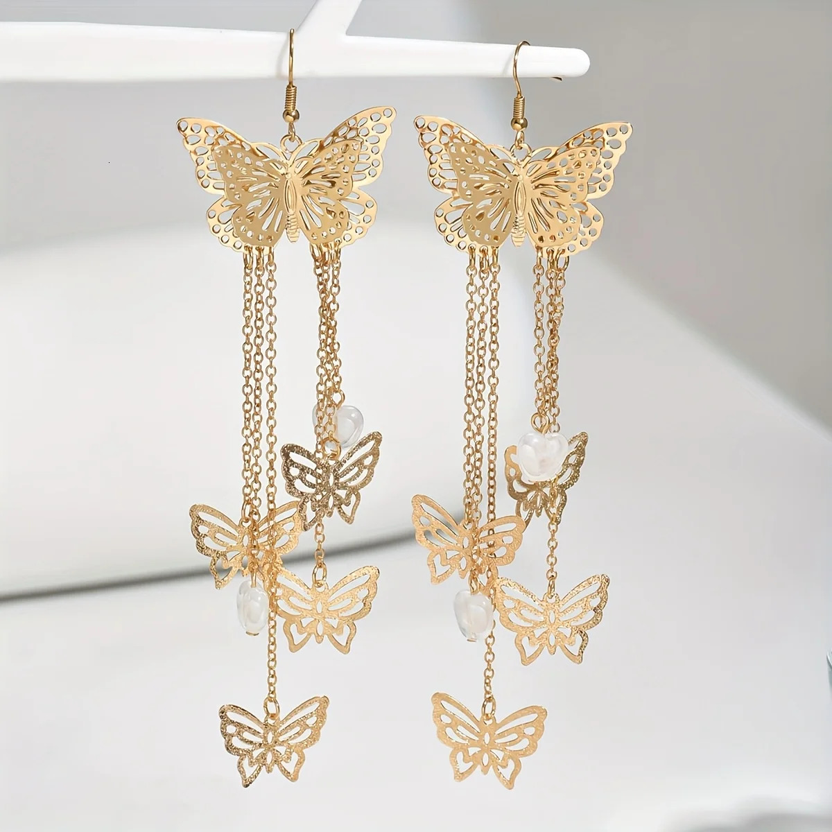 Lxalry 18K Gold-Plated Bow Earrings - Hypoallergenic Tarnish-Free Handcrafted Ideal for Women Everyday Special Occasions 250520