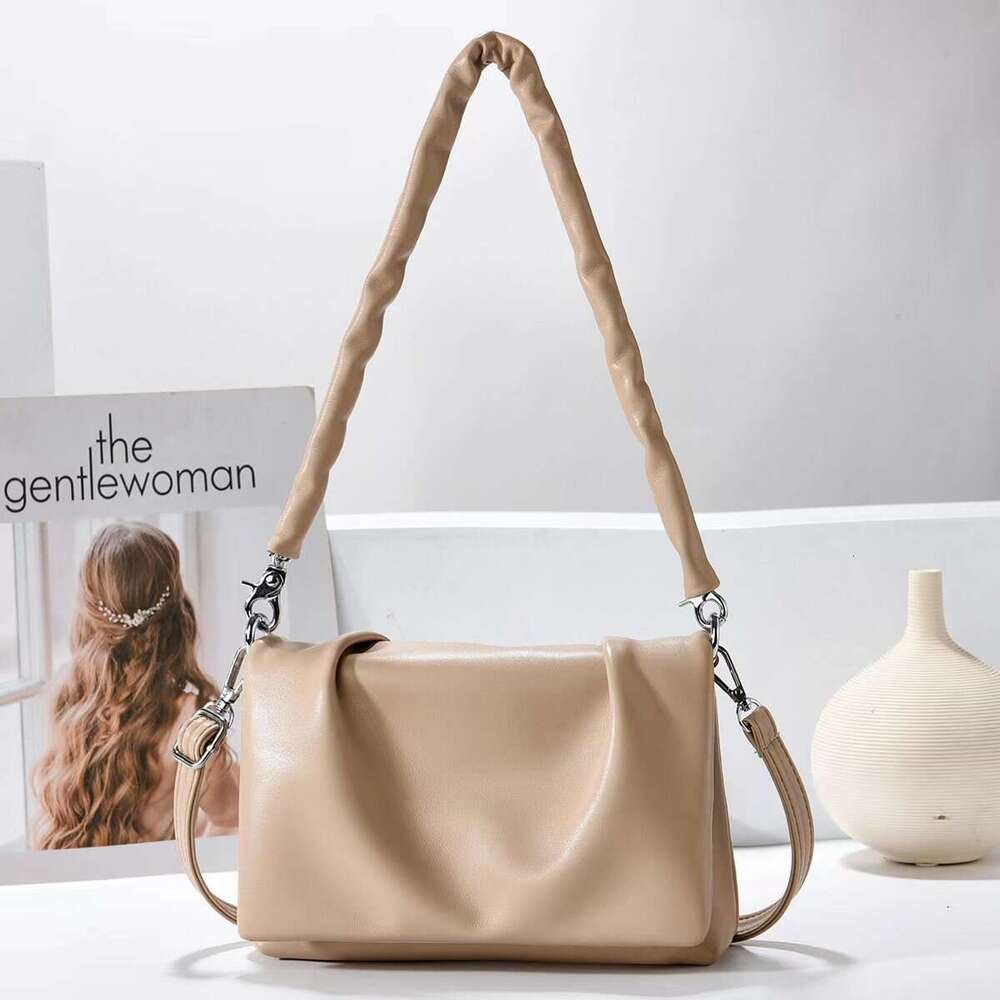 Boutique Underarm Soft Leather Texture Shoulder Simple and Versatile for Travel High end Women s Bag Fashion Bags