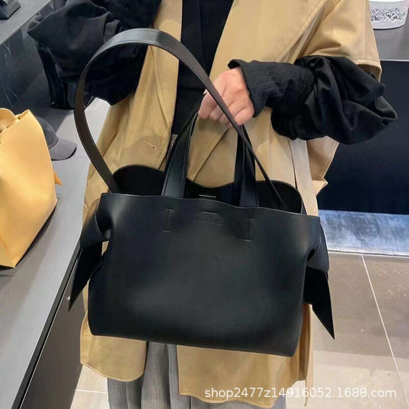 Tote Bag Swedish Niche Bow Tote New Simple And Fashionable Leather Casual Commuting Shoulder Crossbody Bag For Women Lady Bags