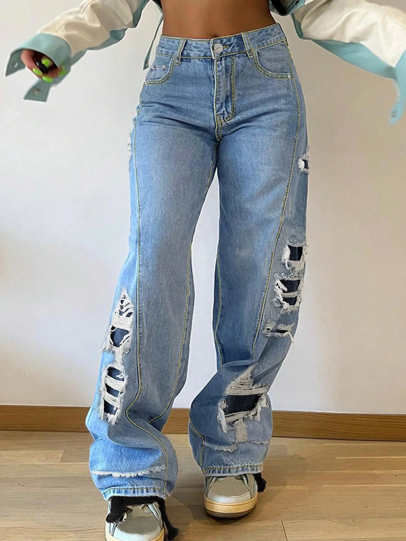 Women Ripped StraightLeg Jeans Button Zipper Casual Street Style Denim Pants with Pockets Nonstretch Fulllength 250519