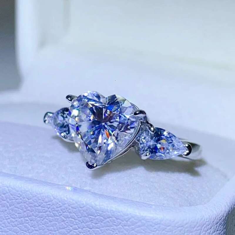 Women Moissanite Ring s925 Silver Heart Cut D Color Moissanite Rings for Women Luxury 1-3ct Pear Cut Women Moissanite Ring