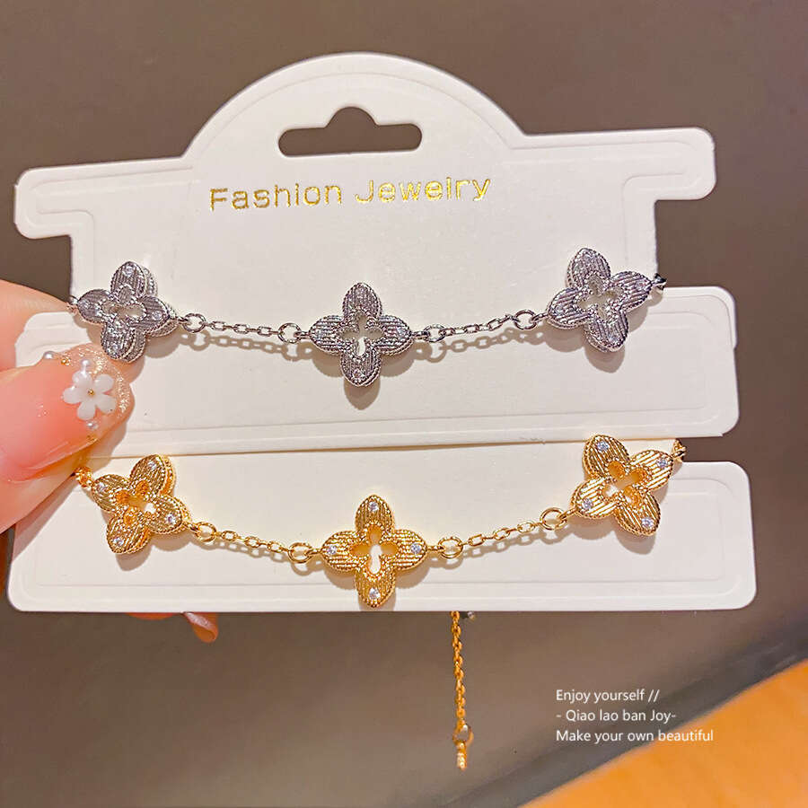 designer bracelet Zircon hollow dia flower bracelet with light high-end feel, fashionable, simple and exquisite commuting accessories for women with g