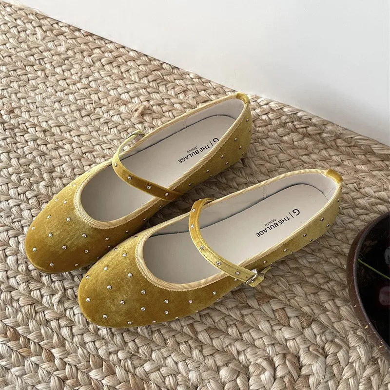 Rivet Decor Velvet Mary Janes Shoes Women Round Toe Elegant Ballet Flats Shoes Ladies Buckle Strap Spring Autumn Loafers 250515