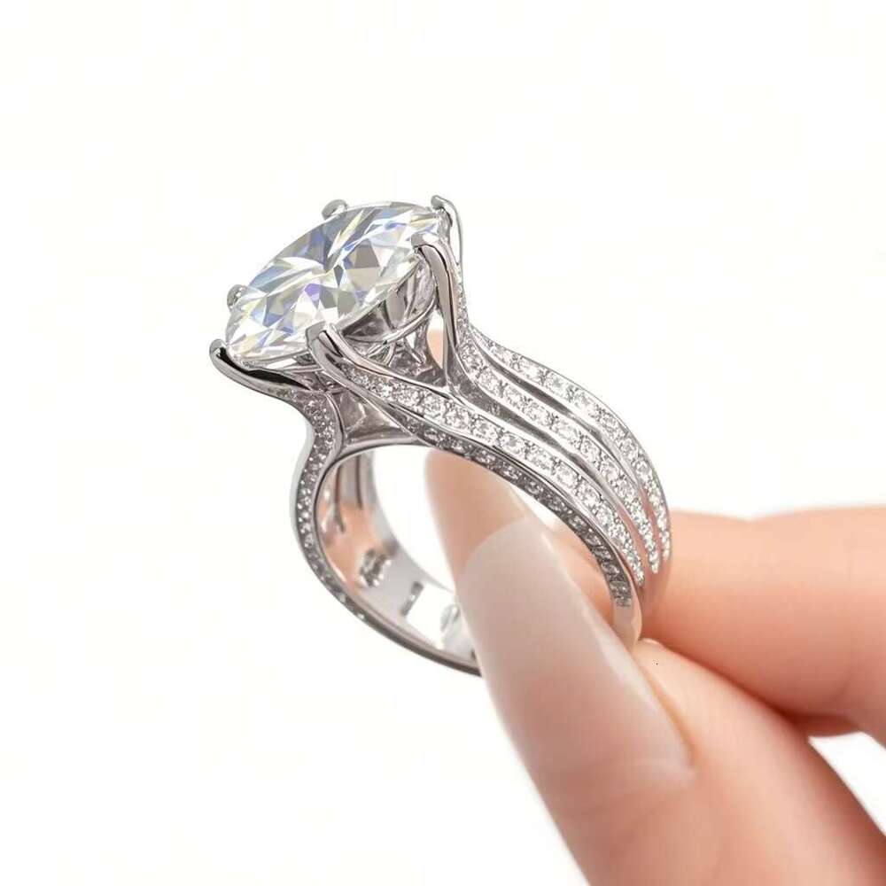Linyin's chic elegant silver and Moissanite rings add charm to any outfit