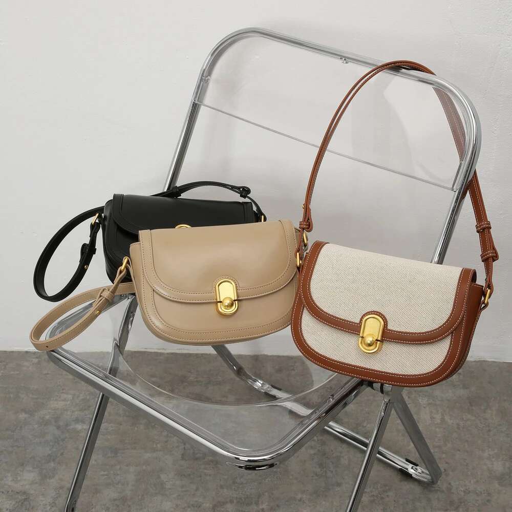 This Year's New Niche Female Light Retro Single Shoulder Crossbody Saddle Bag Trend Designer Handbag