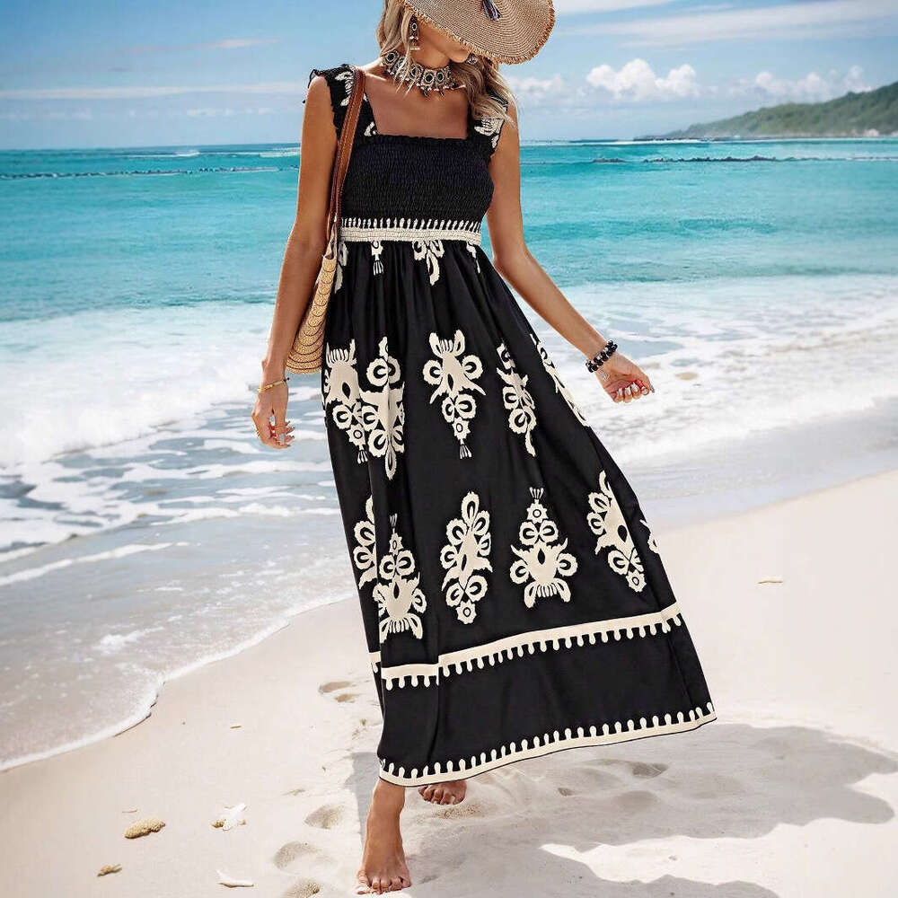 New hot selling women's beach dresses in Europe and America, vacation style printed chest wrapped dresses, 2025 new casual fashion trend clothing