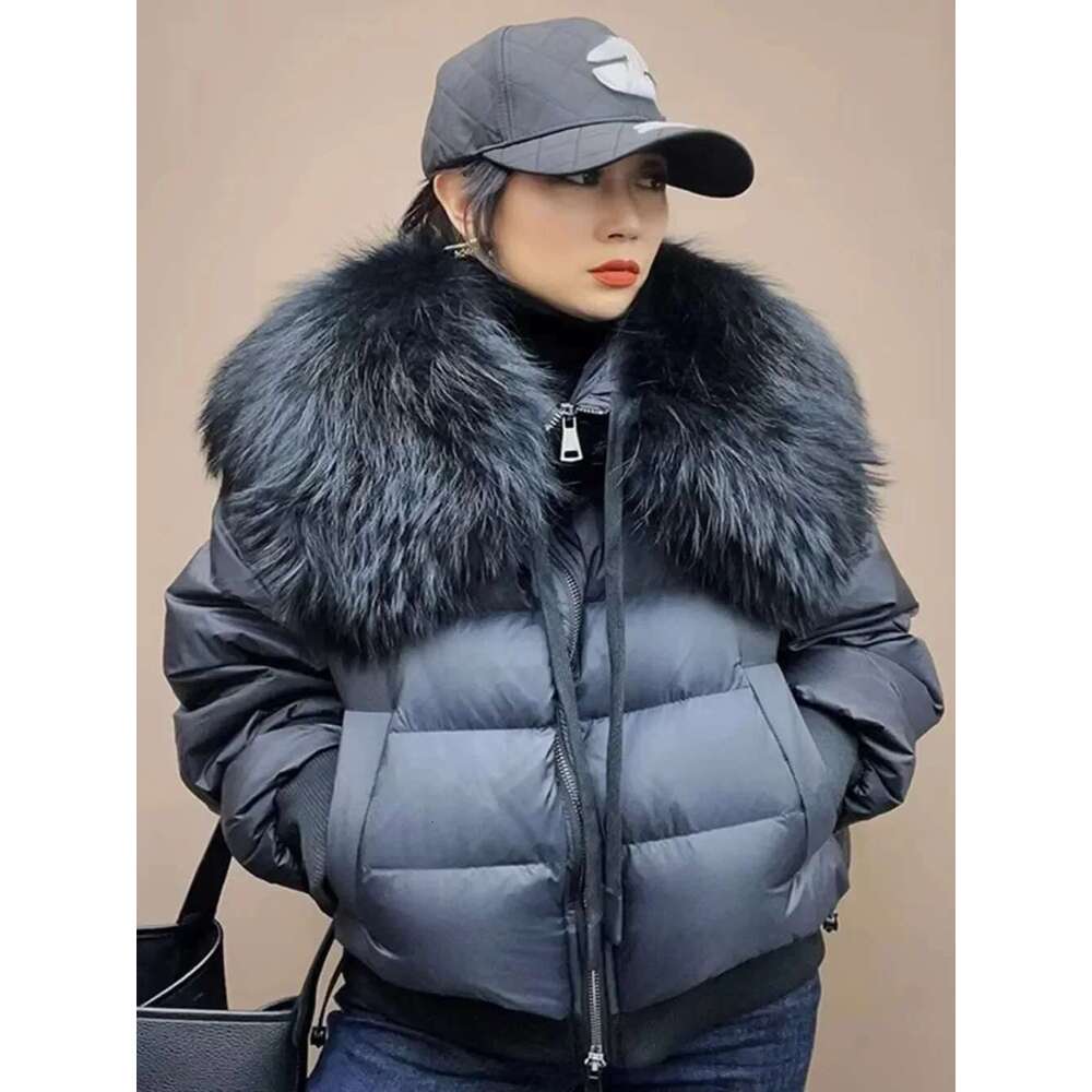 2024 Winter Puffer Jacket Women Large Real Raccoon Fur Collar Short Female Parkas Thick Warm 90% Duck Down Coat Loose