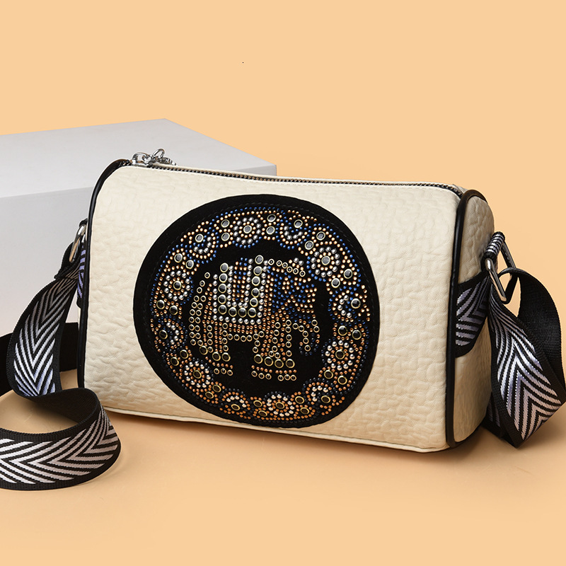 Top Quality Brand High-quality New Model Free Delivery Design Bag Women's 2025 New Multi-functional Commuting High-end Large Capacity Elephant Cr
