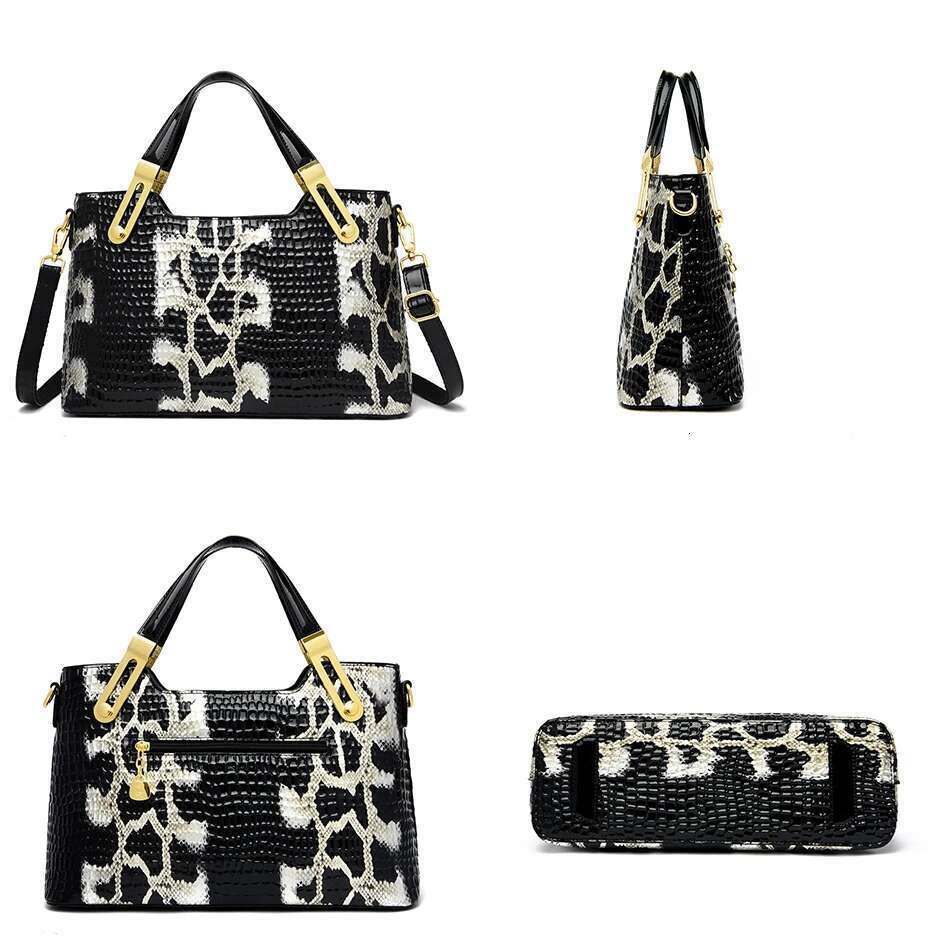 Fashion Trend Noble Women Python Pattern Ladies Handbag And Purse Elegant Wedding Party Casual Tote 2024