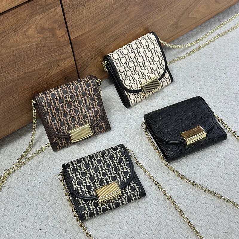 CH Compact Crossbody Exquisite Brand Women's Chain Bag Letter Printing Light Niche Design Fashion Elegant