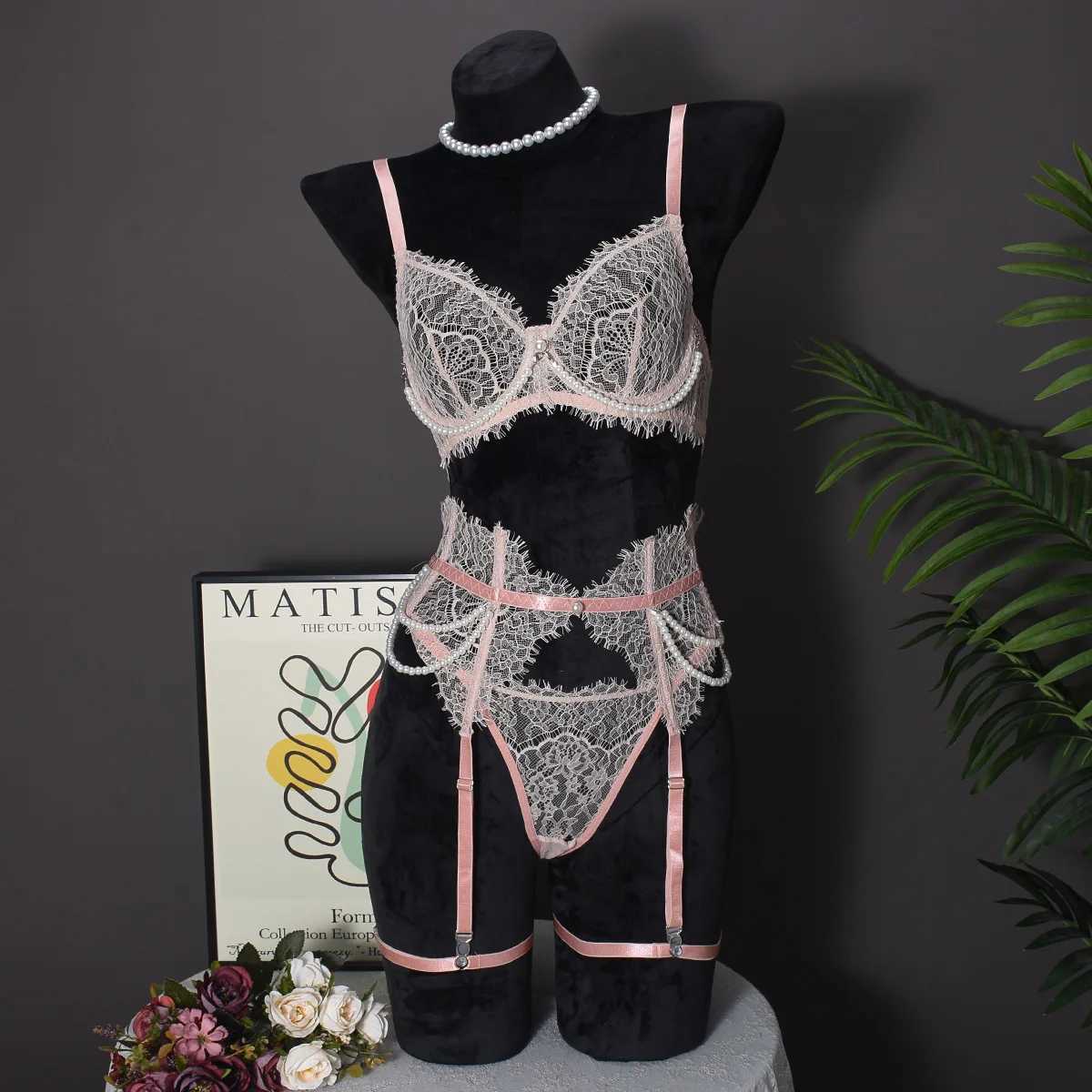 4-piece Set Sexy Lingerie Set Women Solid Lace Bra With See Through Lace Fishbone Pearl Lingerie Outfits For Party Club R250520