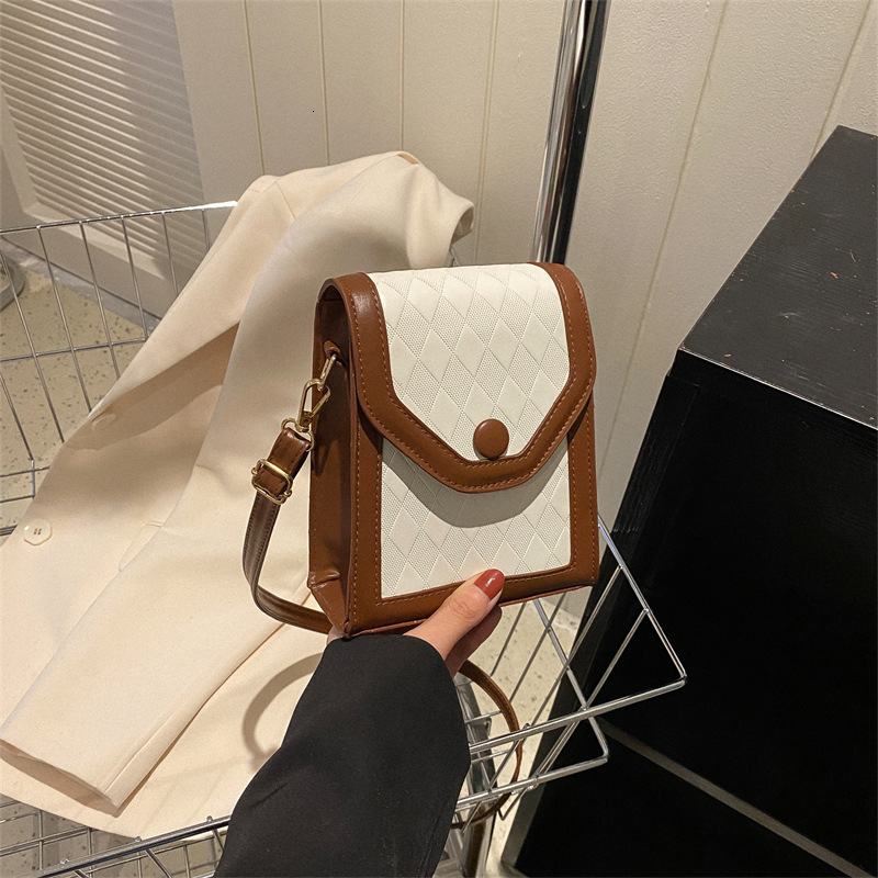 Free Delivery Designer Bag Online Celebrity Patchwork Lingge Small Popular For Women In Spring And Summer 2025 New Texture Commuting Crossbody Mobile 