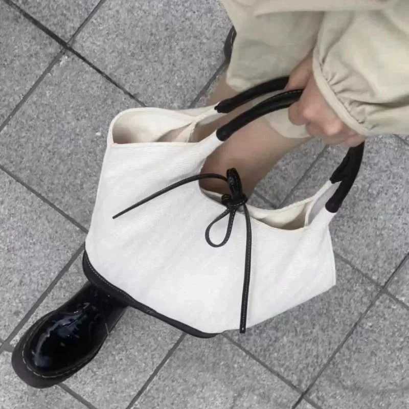 Lady Axillary Bag New Womens Bag FAshion Shoulder Bags High Capacity Leisure Versatile Tote Bags Beige Canvas Bags M250520