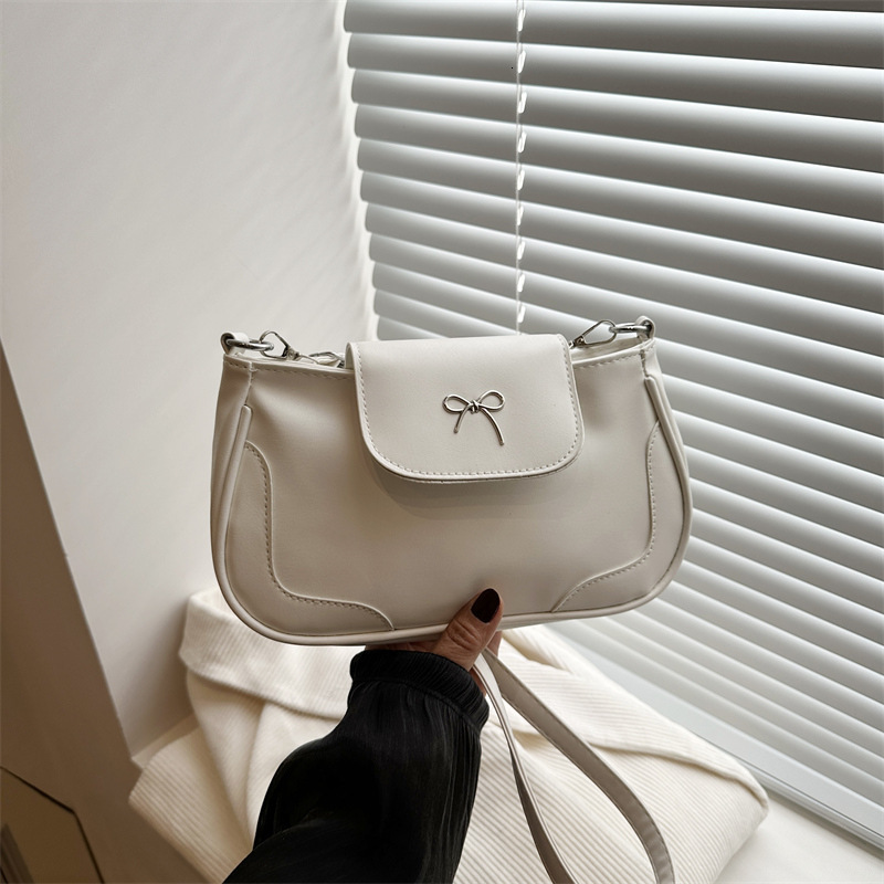 Free Delivery Designer Bag Bow Underarm Women's New 2025 Fashionable Texture Casual Shoulder Crossbody Small Square Luxury Bag