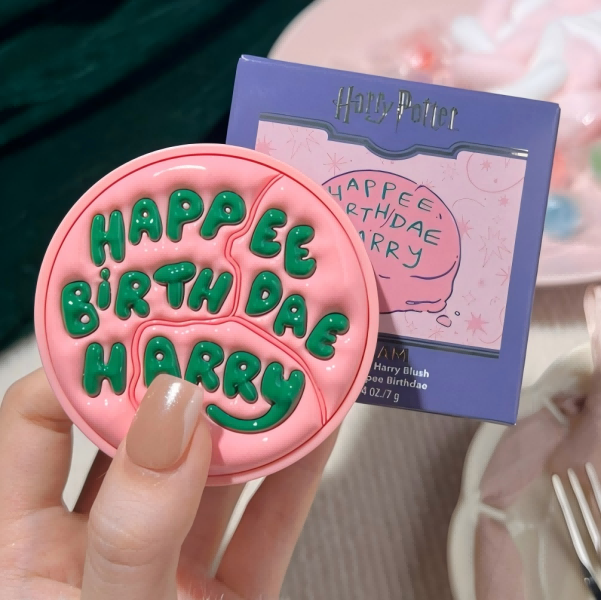New Arrivals sheglam Blush Magic Movie collaboration Hagrid Cake Blush Cute and energetic peach Pink