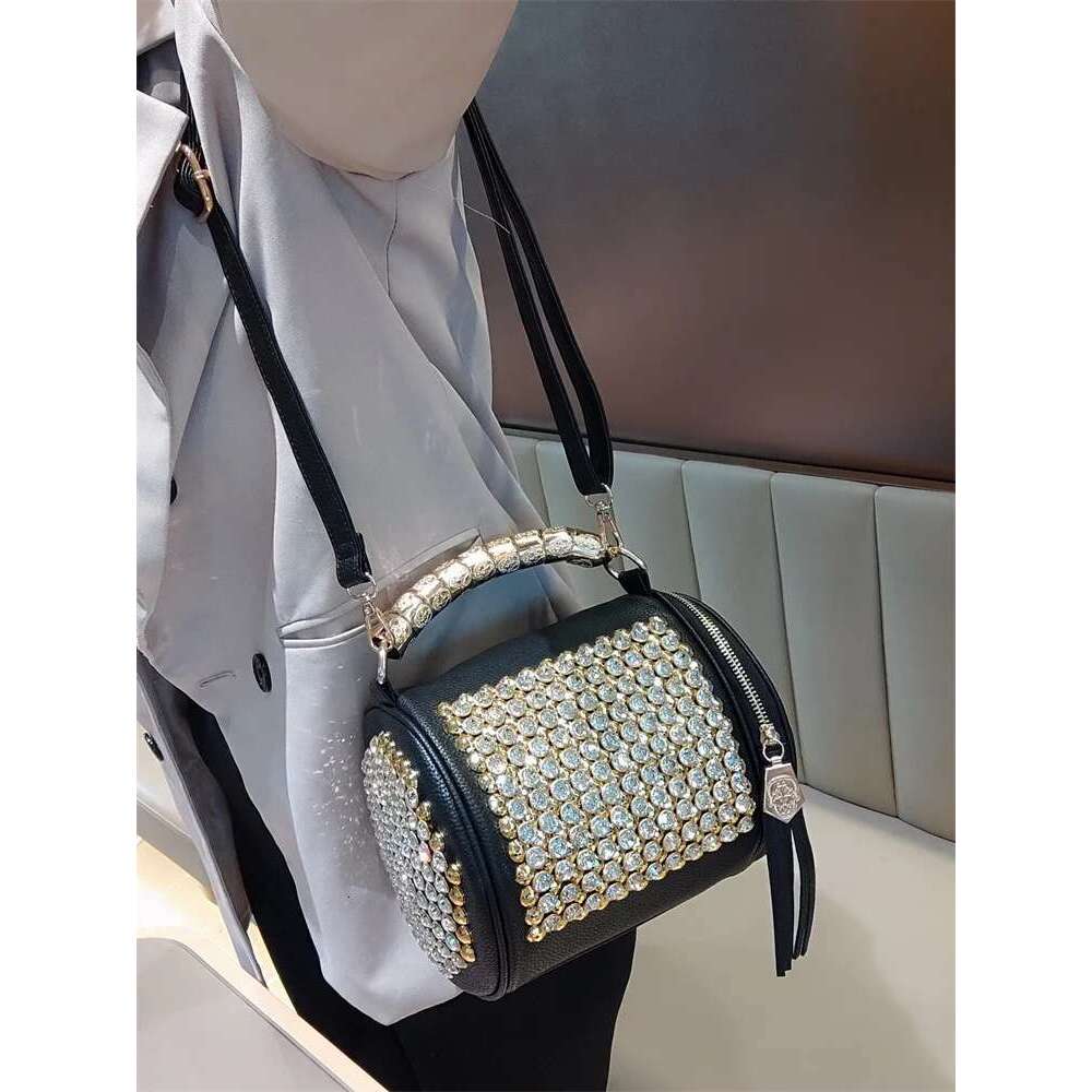 American Style Metal Rivet Studded Dia Tassel Cylindrical Handbag With Personalized High-End Feel One Shoulder Crossbody Bag