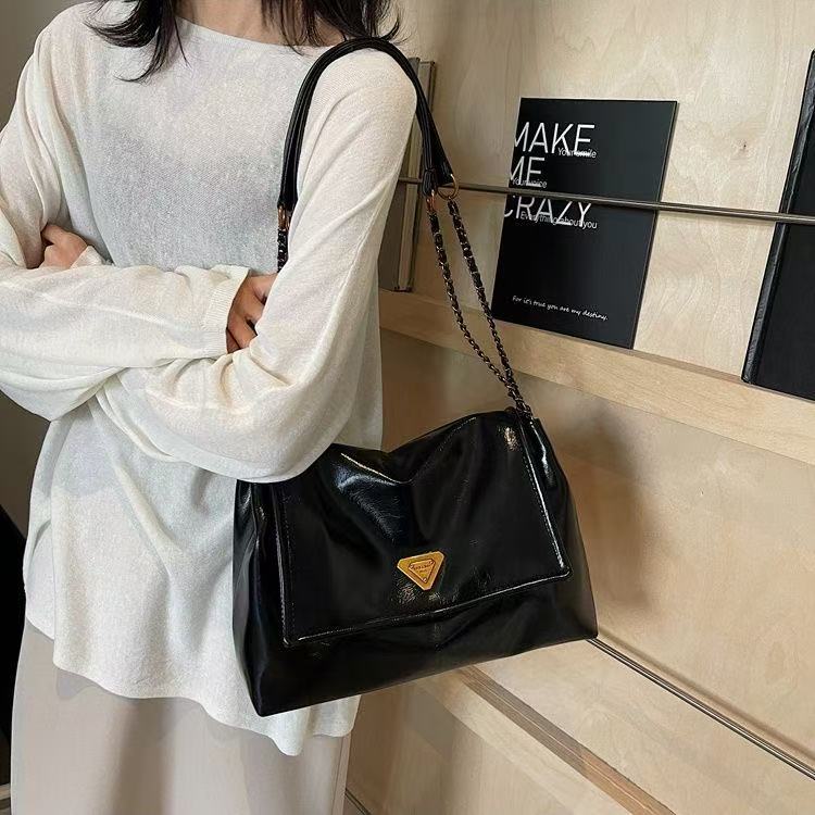 Designer Bag 2025 New Trend Women's Luxury Flap Chain Shoulder Bag Square Crossbody Purse Multiway Underarm Handbag for Ladies