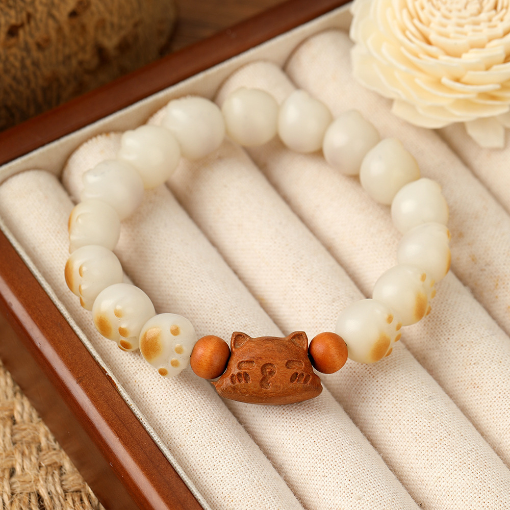 Sandalwood Hand Cartoon Fashion Bracelet Female Bodyguard Couple's Cat Head Jewelry Bead String Cultural Play