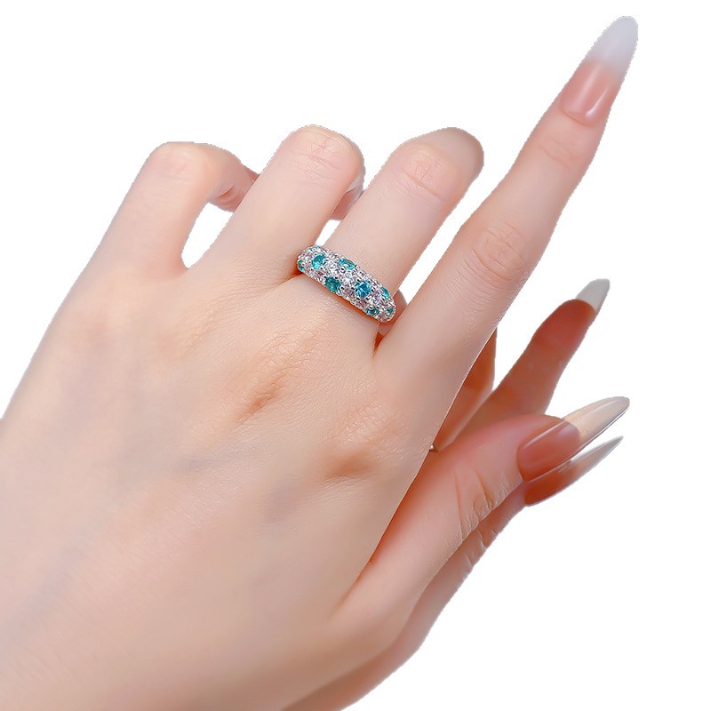 Chic Feminine Jewelry: Gemstone Set Star-Shaped Bangle Bracelet Made of Precious Metal