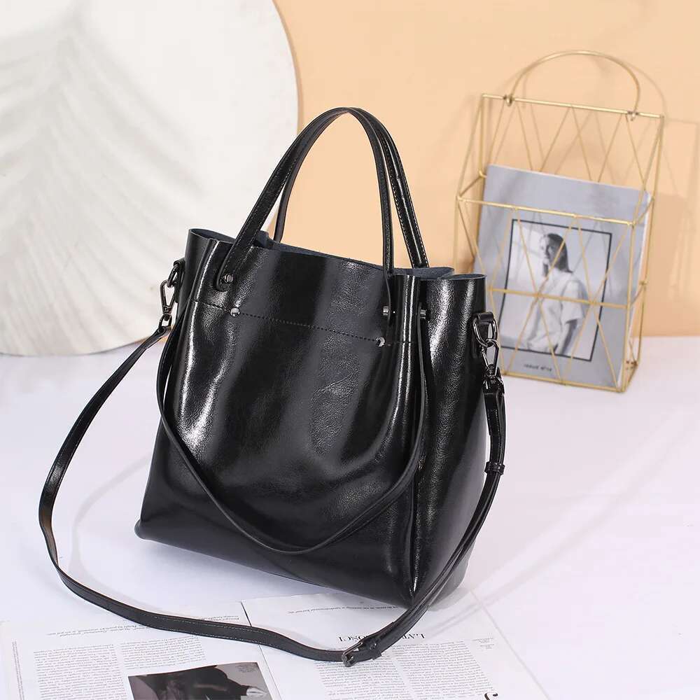 Fashion Genuine Women's Bags European And American Style Oil Waxed Shiny Leather Large Capacity Handbag Cowhide