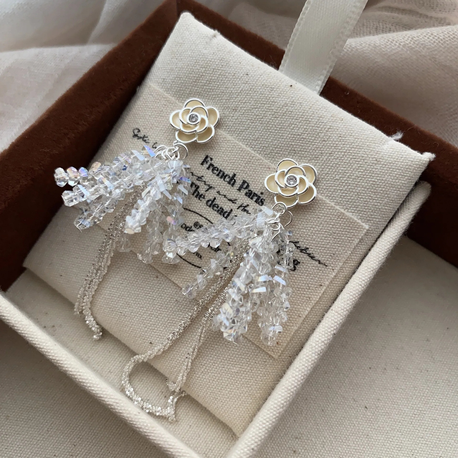 Korean Fashion Handmade Crystal Pearl Flower Tassel Stud Earrings for Women Statement Jewelry Dangle Pendientes 250517