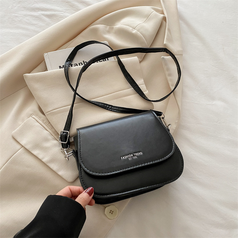 Free Delivery Designer Bag Fashionable Women In Summer 2025 New Minimalist Small Square For Women Practical And High End Single Shoulder Luxury Bag