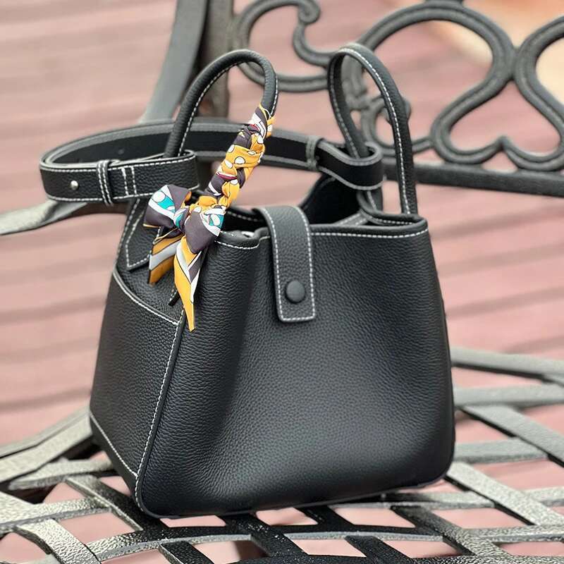 Design High Quality Cowhide Handbags Fashion Large Capacity Leather Bucket For Women High-end Elegant Lady Dinner Bag