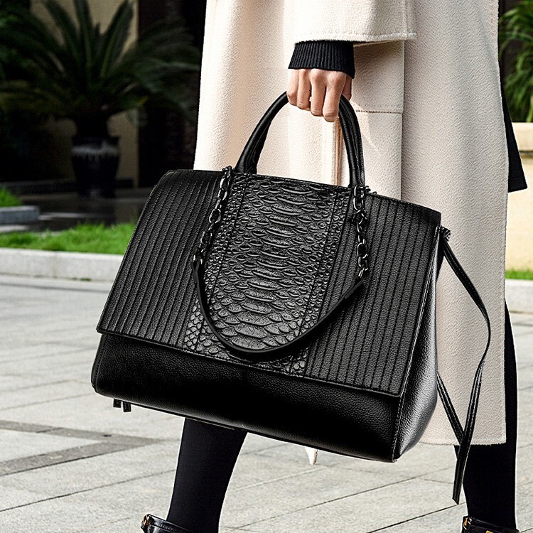 Women's Shoulder Bag Free Shipping Designer Bag High-quality And Fashionable Crocodile Pattern Handbag Large Capacity Lightweight And Luxurious T