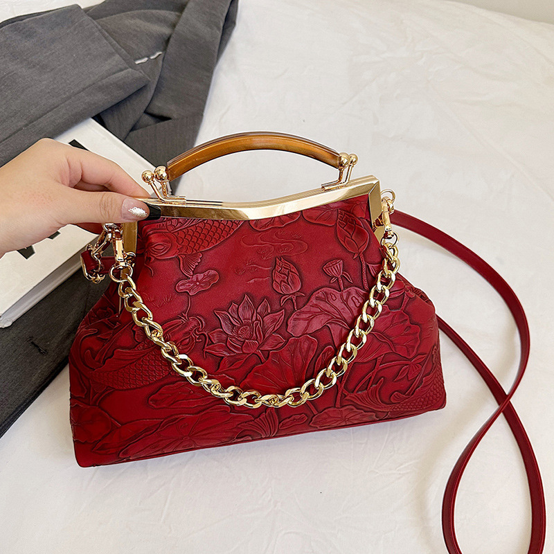 2025 Spring New Crossbody Casual Handheld Small Square for Women Simple Fashion Western Style Shoulder Bag