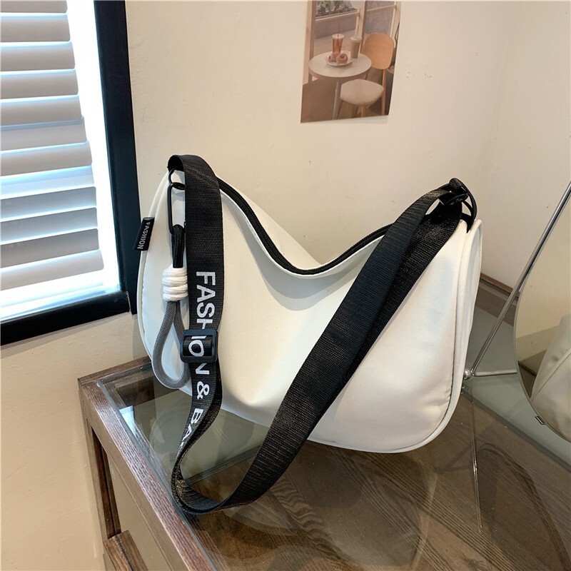 Top brand high-quality fashionable multifunctional celebrity dumpling bag Korean version spring new handbag daily women's shoulder crossbody bag 