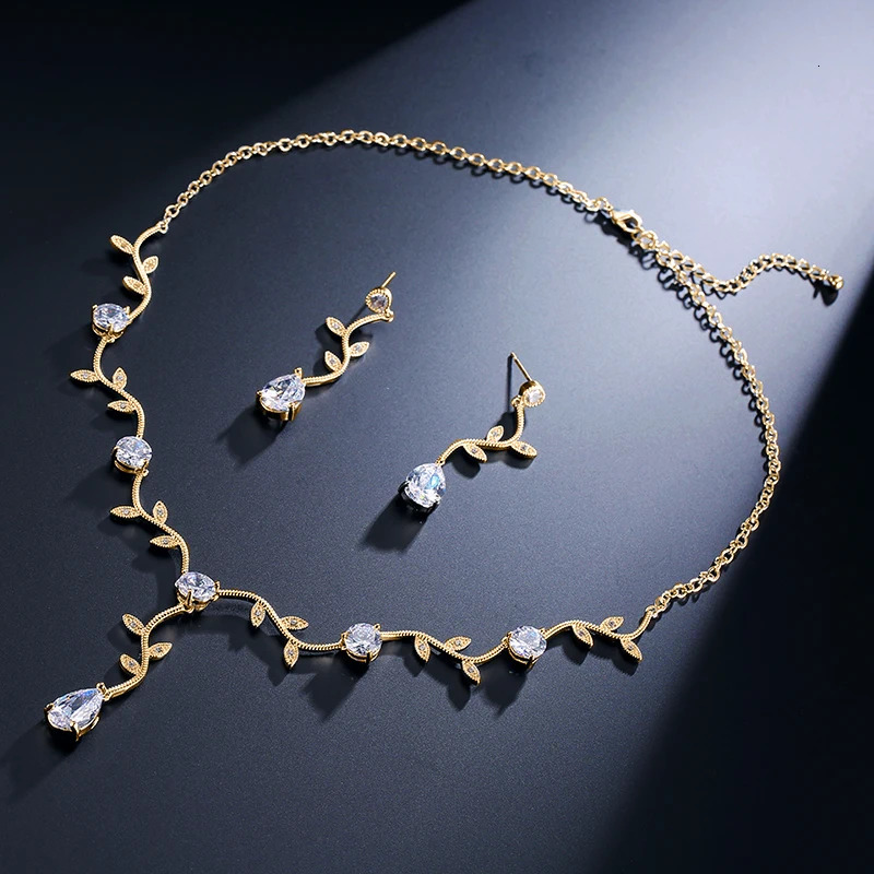 Fashion Niche Womens Necklace Earrings Willow Branch Zircon Ins Style Clavicle Necklace Earring Set 250520